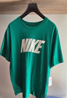 Tricko NIKE velkost XL