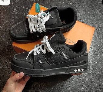 Louis Vuitton black sneakers
