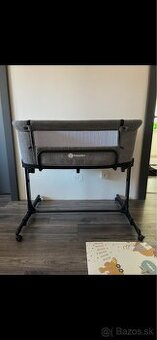 Cestovná postieľka