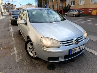 Volkswagen Golf 5 1.6i 75kw