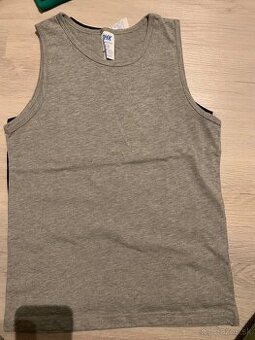 Chlapčenské trička 9-10 rokov