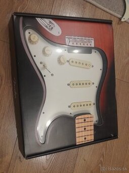 Fender vintage noiseless pickguard - originál set - 1
