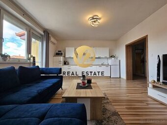 NA PREDAJ 3 IZB BYT S LOGGIOU A NÍZKYMI NÁKLADMI - Nitra - 1