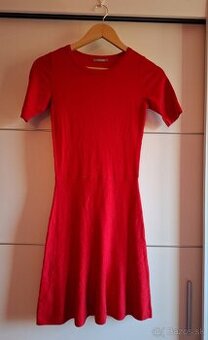 Dámske červené šaty značka Orsay