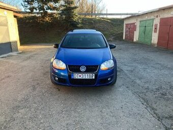 VW Golf V 1.9 TDI - Výbava TOUR