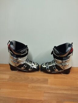 Predám panské lyžiarky FISCHER PROGRESOR EU-44.