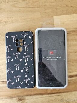 Darujem dva obaly na mobil Huawei mate 20