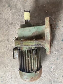 Elektromotor s prevodom