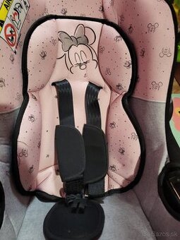 Autosedačka Minnie Mouse
