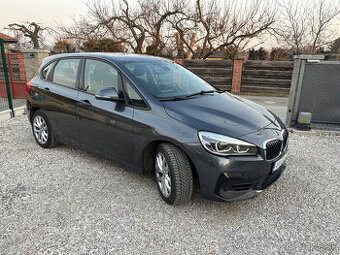 BMW Rad 2 225xe iPerformance xDrive Plug-in hybrid