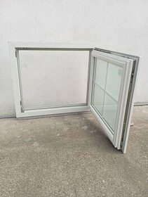 Plastové okno 80x80