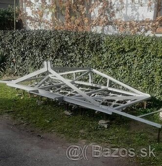 Nesená brána tažká