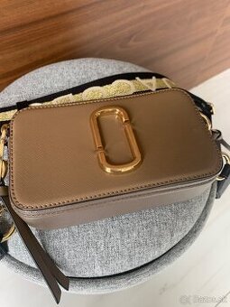 Crossbody kabelka cube