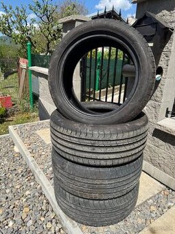 215/50R17