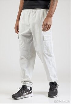 Nike kapsace