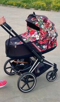 Vanička cybex priam spring blossom dark