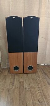 Repro značky Wooden loud speaker