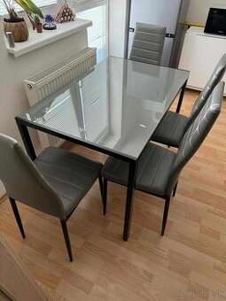 Jedálenský set 4x stolička + stol Catini Austin