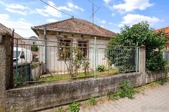Predám pozemok,dom - 1