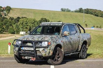 Mitsubishi L200 2.5 DI-D Double Cab A/T 4x4