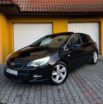 OPEL ASTRA 2.0 CDTi Sport