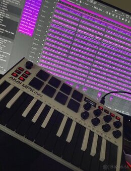 AKAI MPK mini dj set