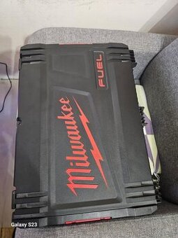 MILWAUKEE M18 FUEL SDS-Plus vŕtacie kladivo 4-režimové s FIX