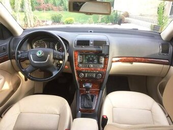 Predám Škodu Octaviu II combi laurin&klement  ročník 2009