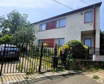 Predaj 6i RD , tichá lokalita, garáž, vínna pivnica, Červený