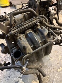 Vsetko komplet za 100e skoda fabia 1