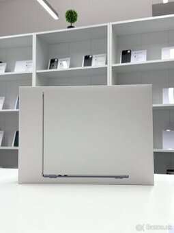 ZÁRUKA 2 ROKY /  NOVÝ Apple MacBook Air 13.6” M4 256GB Sky