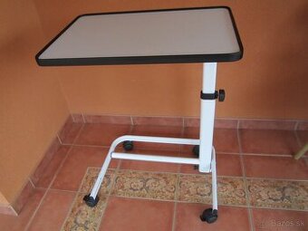 Stolik ku zdravotníckej posteli  - AKO NOVÝ