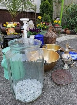 Stará fľaša 5 litrová.