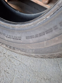 235 / 65 R16C