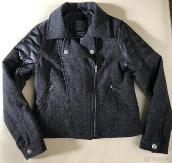 146 prechodna bunda,11 r.