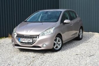 Peugeot 208 1.6 VTi, JBL hudba