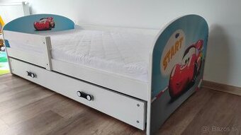 Detská posteľ 160x80 Auto s matracom a roštom