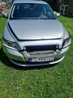 Volvo s40 - havarované