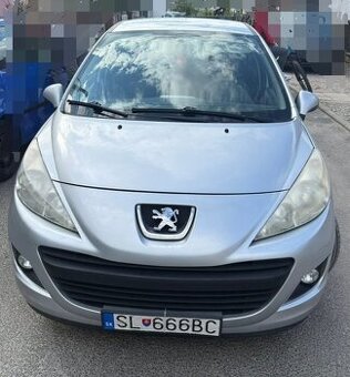 Peugeot 207 1.4 benzín