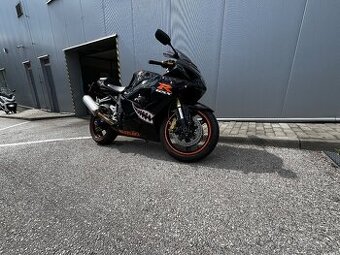 Suzuki GSX-R 600 K4