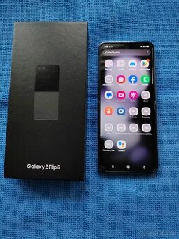 samsung galaxy z flip 5-graphite
