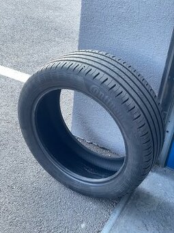 Predám veľmi zachovalé letné pneumatiky 245/45 R18.