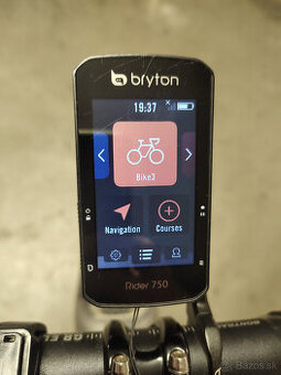 Cyklopočítač Bryton Rider 750