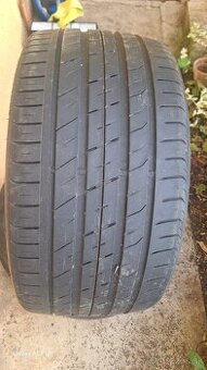 275/30 r20 - 1