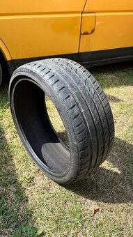 1ks letná pneu 225/35 R19
