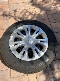 Yokohama - 215/60r16 - zimné 4ks aj s diskami