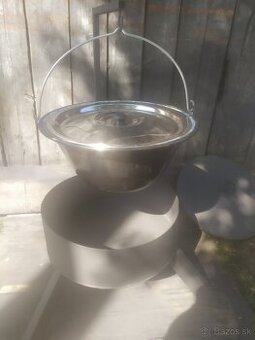 Predám záhradný gril