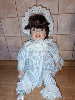 Porcelánová bábika 15...