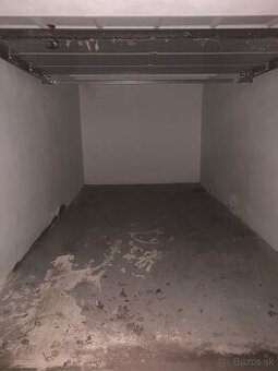 Garáž v blízkosti trnavského mýta