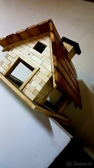 Vtacie krmitko (dom) - 1